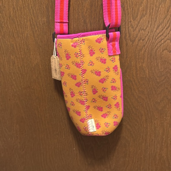 Natural life bottle cozy and pocket for phone - Picture 4 of 5